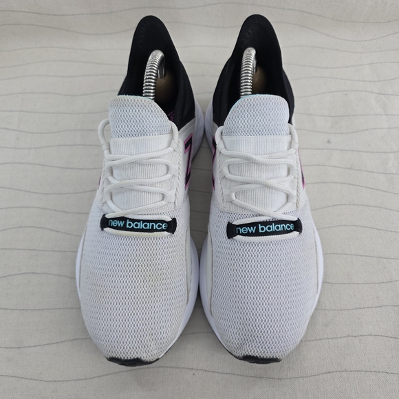 New Balance Womens Roav Fresh Foam Running Shoes White/Black WROAVWB Size 8B - Picture 3 of 13